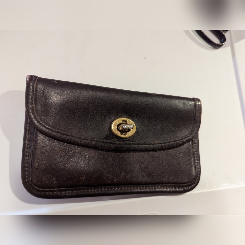 Coach Vintage Leather Clutch Rare Turnlock Goldtone Clasp 1980's - Picture 11 of 11
